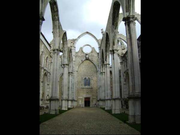 ruinas-do-carmo-1